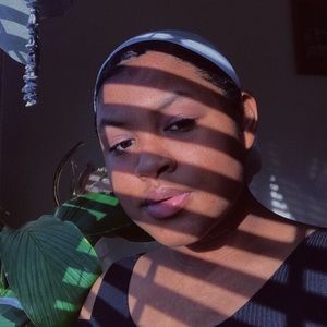 Meet your Posher, Mariya